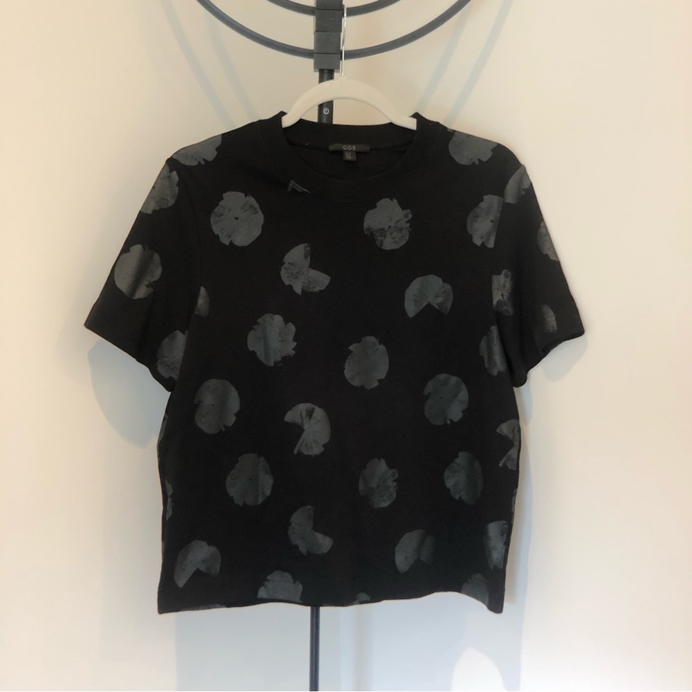 COS cotton jersey T shirt with printed dot pattern, cropped